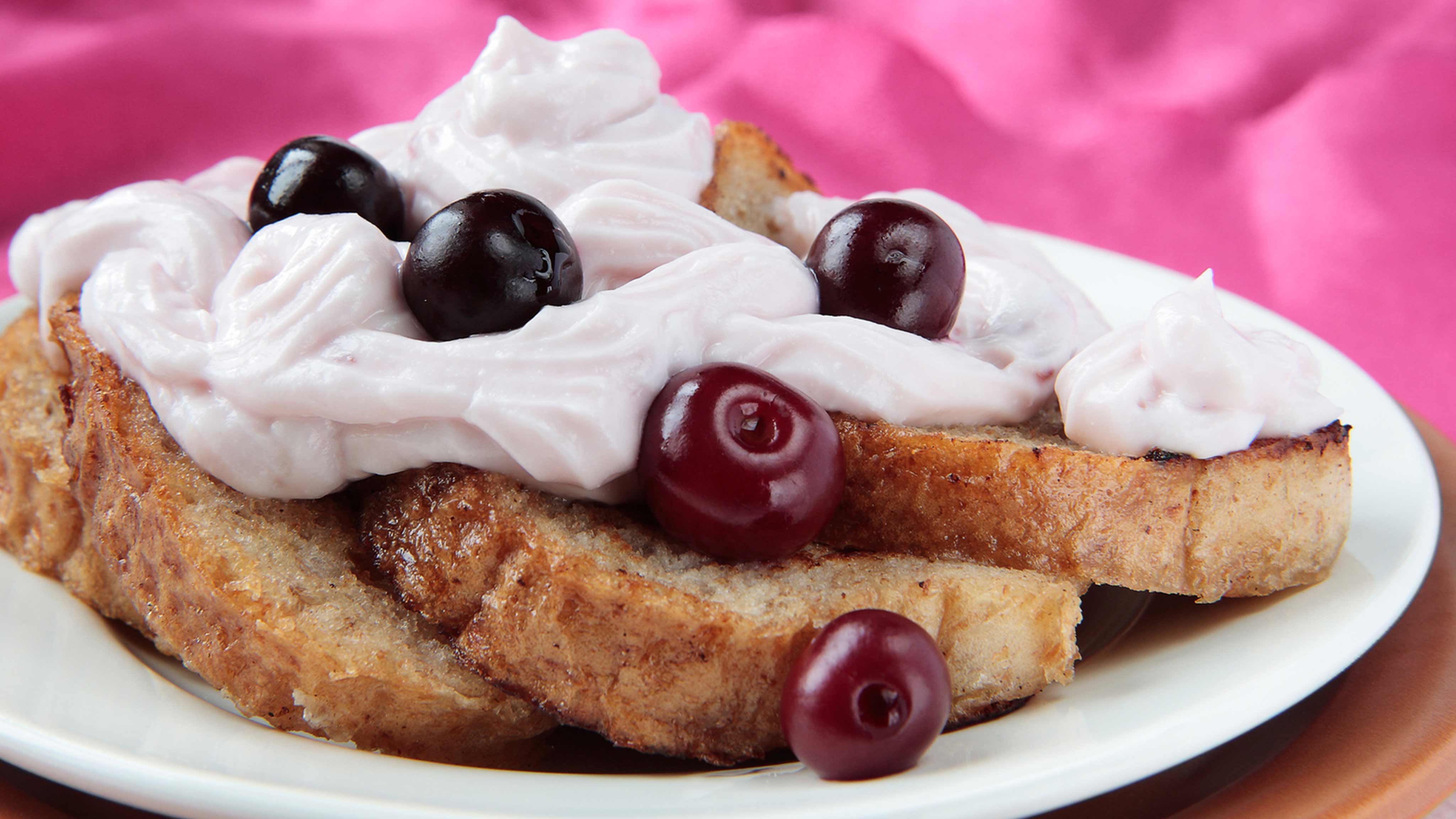 County Market Recipe Baked French Toast with Cherry Topping