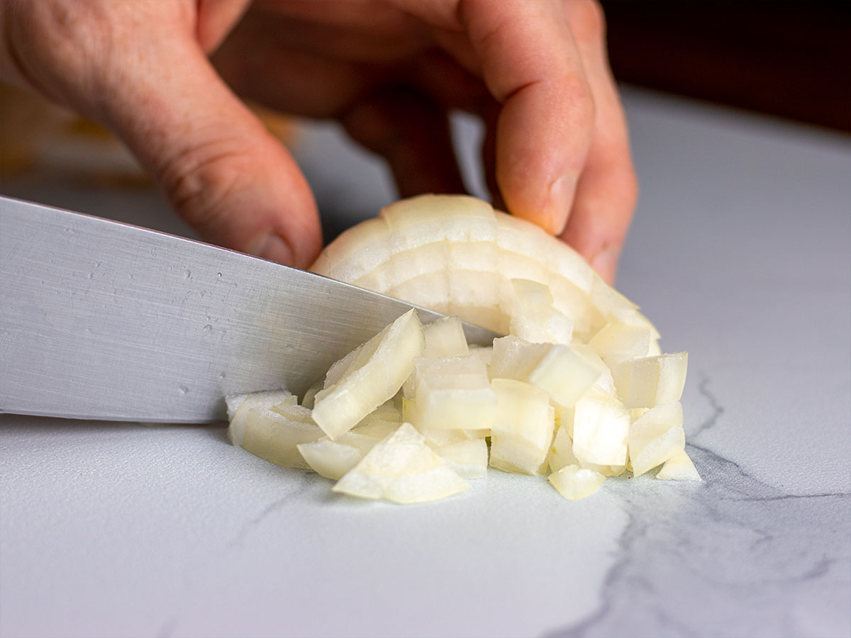 How to Properly Cut an Onion RecipeJay