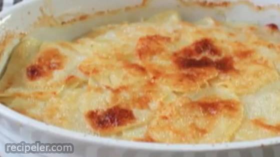 Scalloped potatoes are a classic side dish recipe. Ina Garten Bobby Flay Potato Gratin