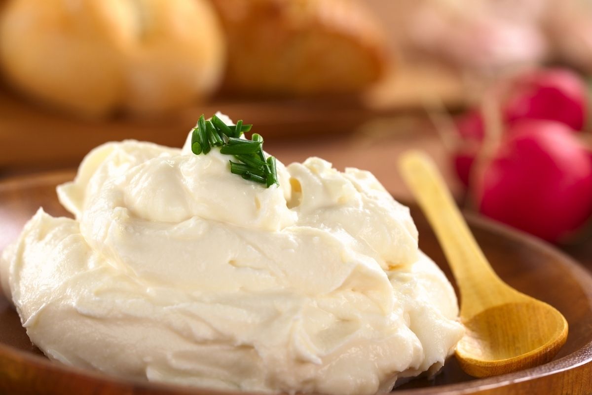 6 Best Ricotta Cheese Substitutes (Updated 2024)