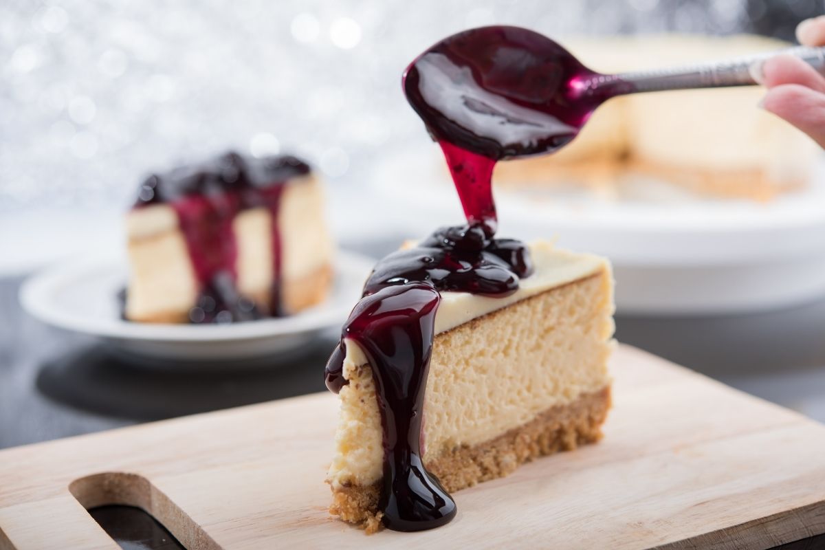 11 Best Cheesecake Toppings (Updated 2024)