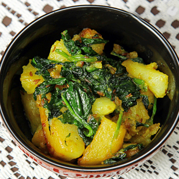 Aloo Palak Recipe How to Make Aloo Palak