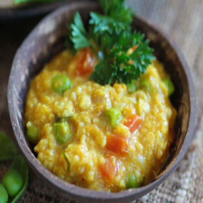 Oats And Vegetable Porridge Recipe How to Make Oats And Vegetable Porridge