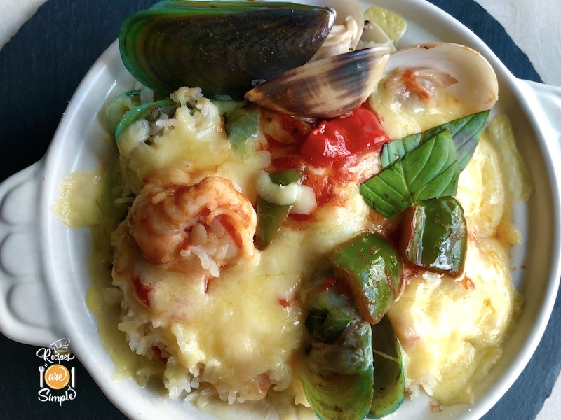 Cheese Baked Seafood Rice Recipes are Simple