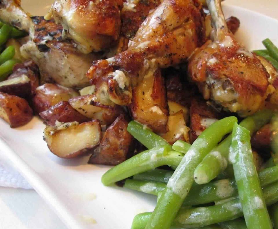 Chicken Thighs with Green Beans and Red Potatoes. Best Cooking