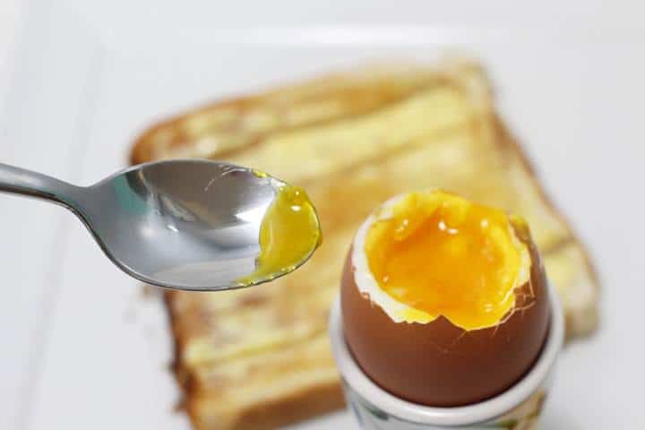 Dippy Eggs How to make the perfect soft boiled egg with soldiers