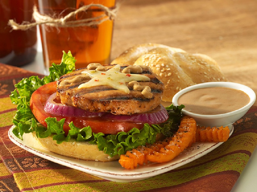 Chipotle Ranch Salmon Burgers RecipesNow!