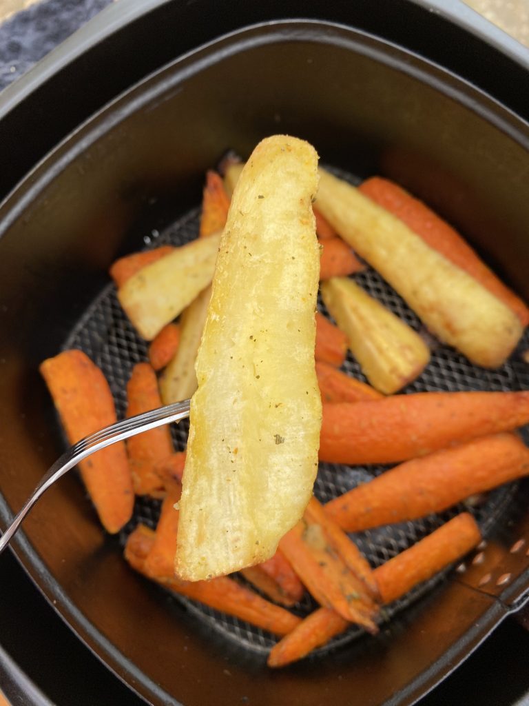 Recipe This Air Fryer Frozen Parsnips & Carrots