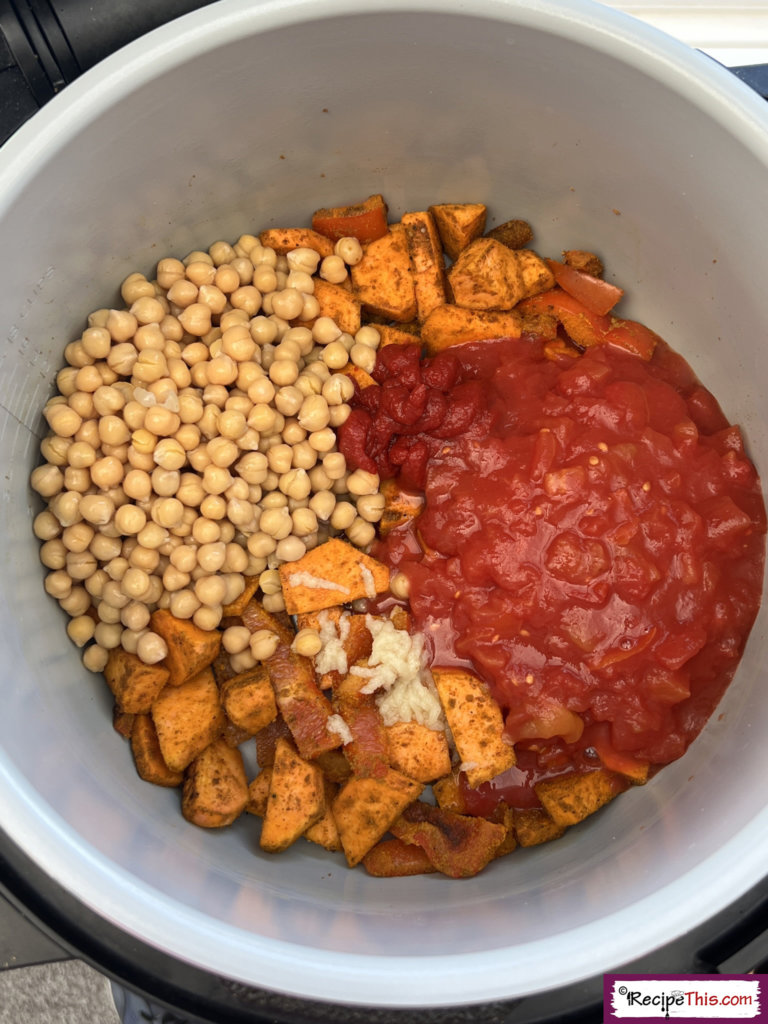 Recipe This Slow Cooker Chickpea Curry