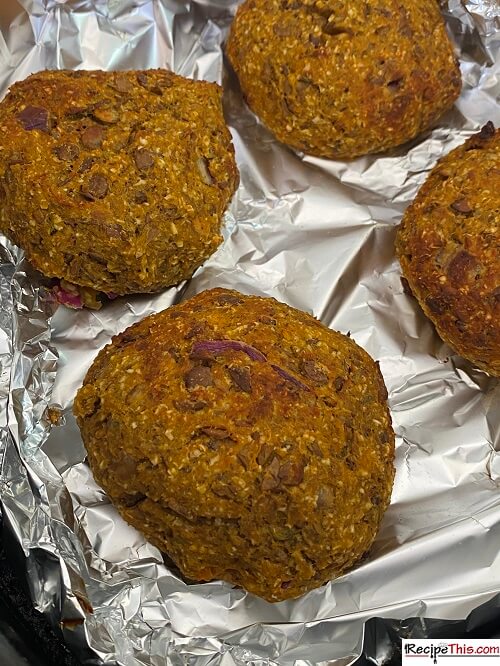 Recipe This Air Fryer Vegan Lentil Burgers