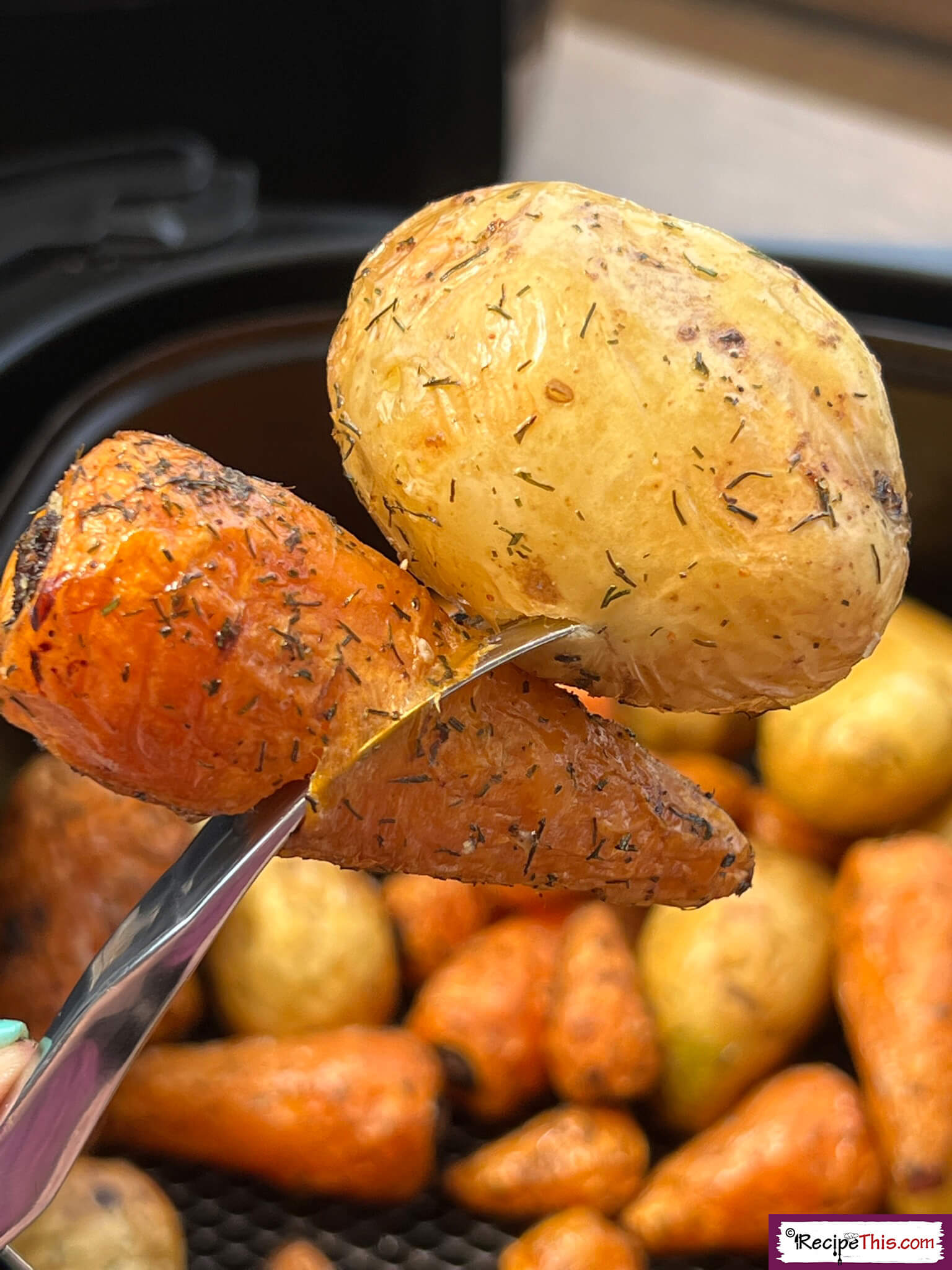 Recipe This Air Fryer Carrots And Potatoes