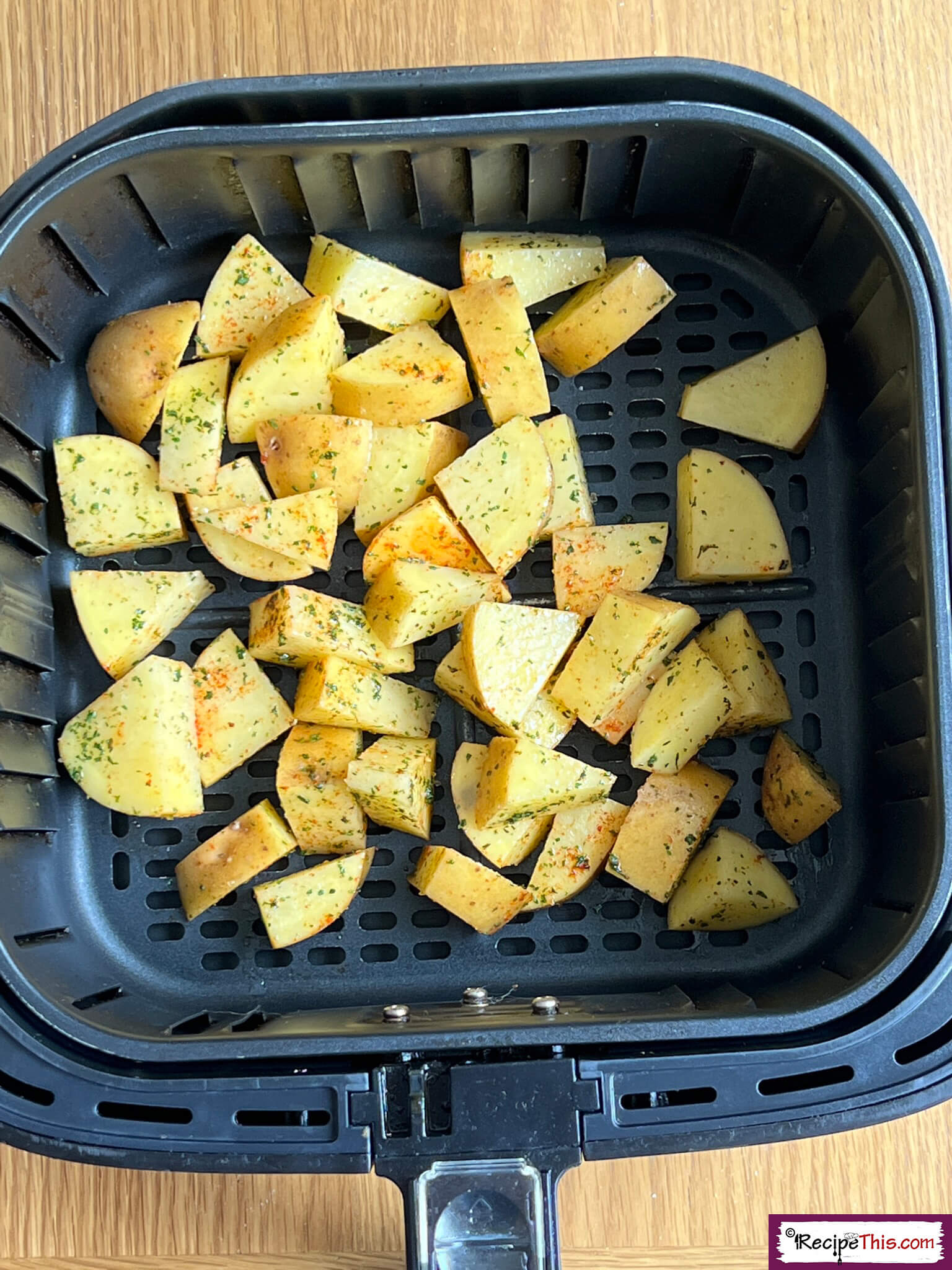 Recipe This Air Fryer Steak Bites And Potatoes