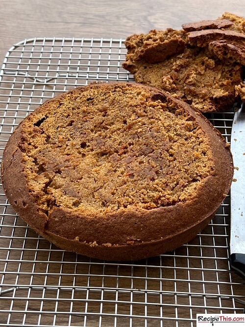 Recipe This Air Fryer Carrot Cake