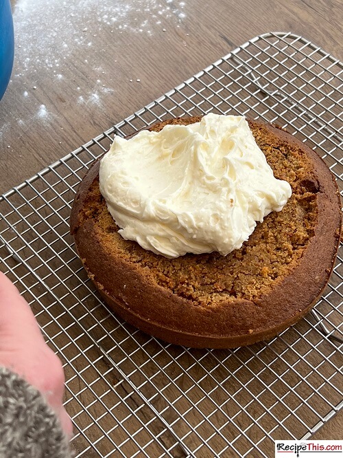 Recipe This Air Fryer Carrot Cake