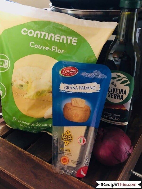 Make a cheese sauce with whear flour mokasinjax