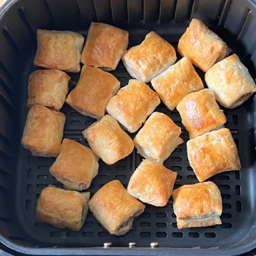 Recipe This Frozen Mini Sausage Rolls In Air Fryer