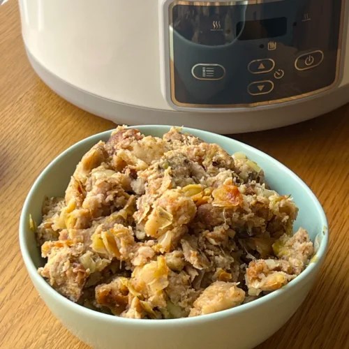 Recipe This Slow Cooker Turkey Stuffing
