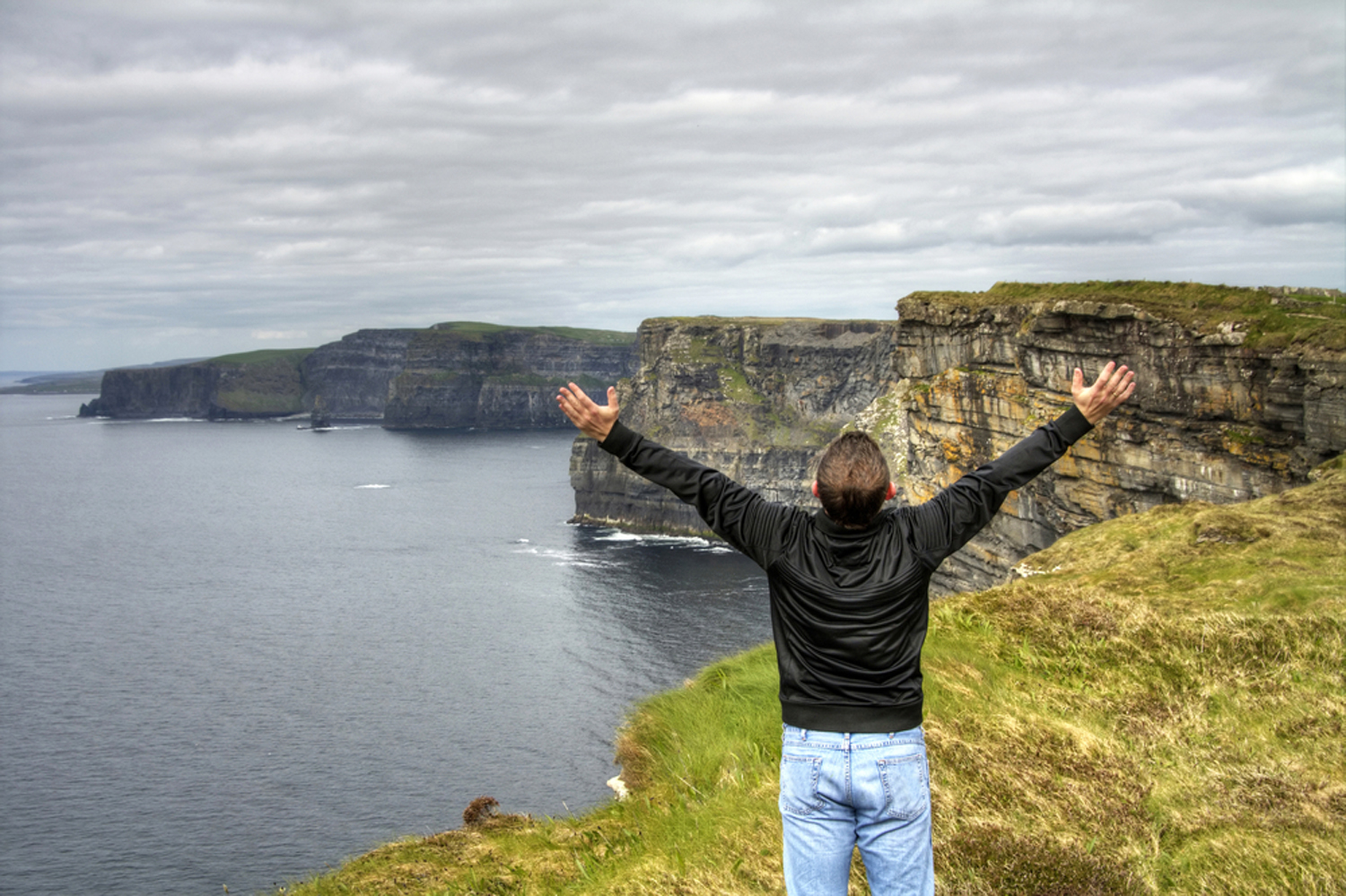 Send Your Single Travelers on these Tenon Tours Itineraries