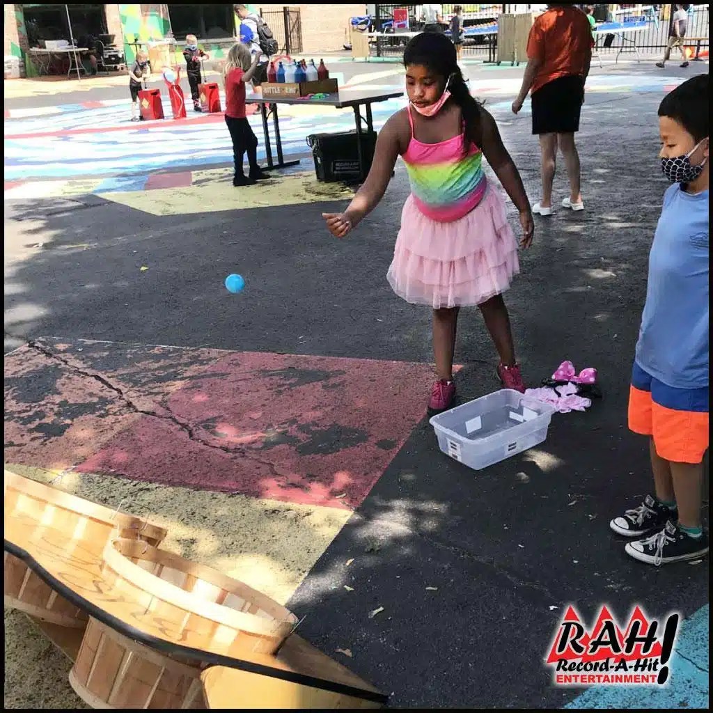 Bushel Basket Toss TableTop Carnival Game Wood RecordAHit