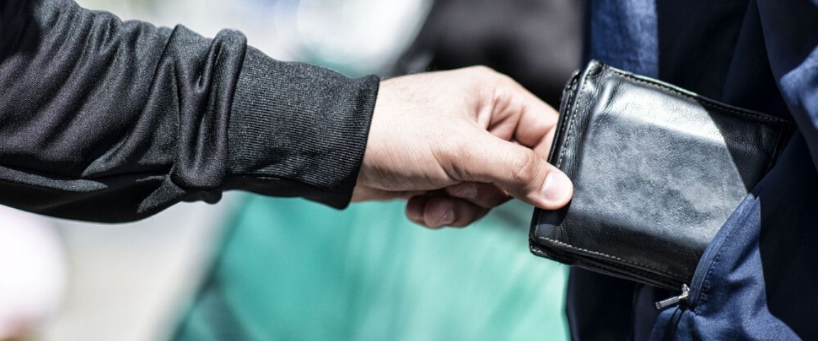 How to Get a Theft Pardon in Canada Record Free
