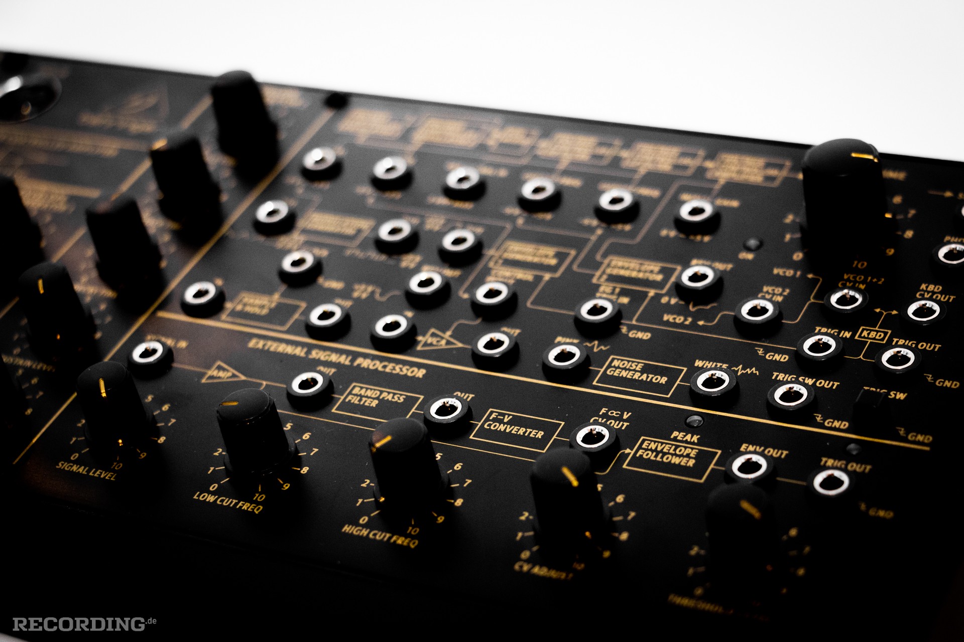 Keys & Synths Test Behringer K2 Recording.de