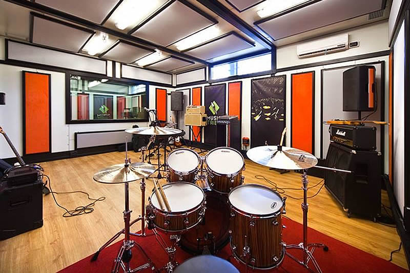 RECORDING STUDIO EXPERIENCES UK