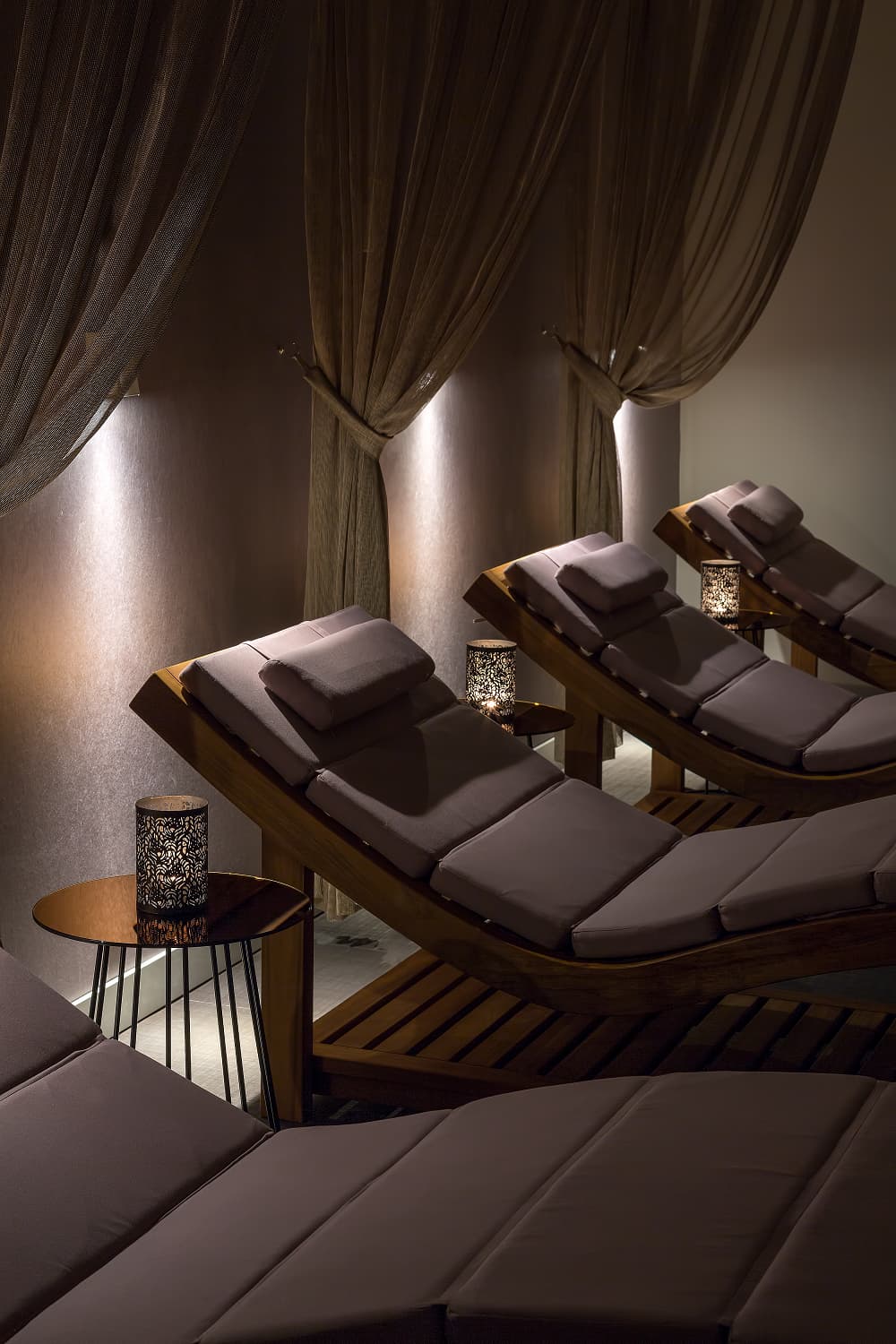 Aroma Essence steam room - RE:CUPERA Wellness and Spa