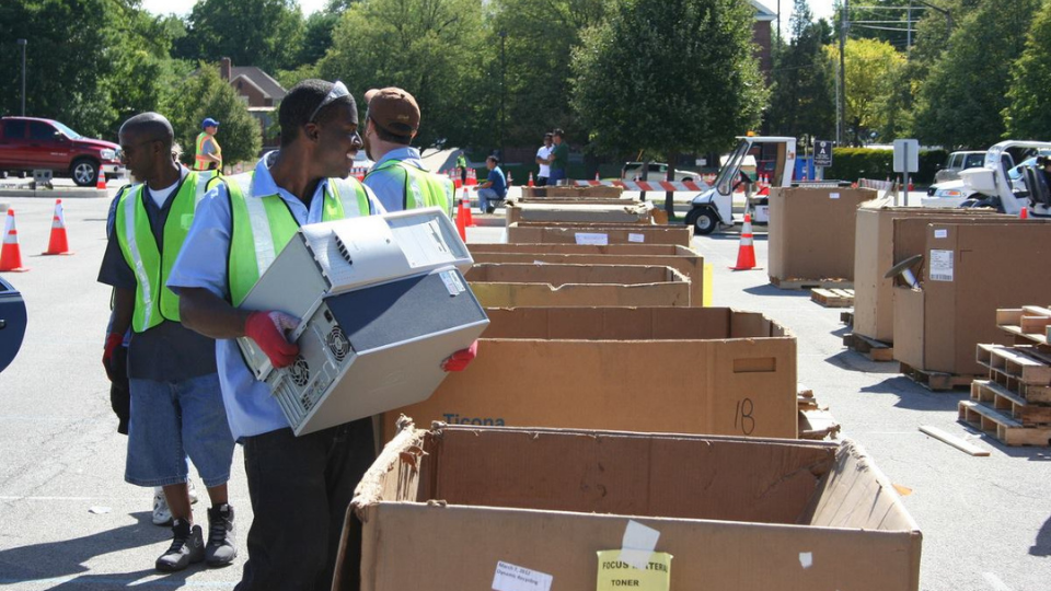 Make a Donation Recycle Force