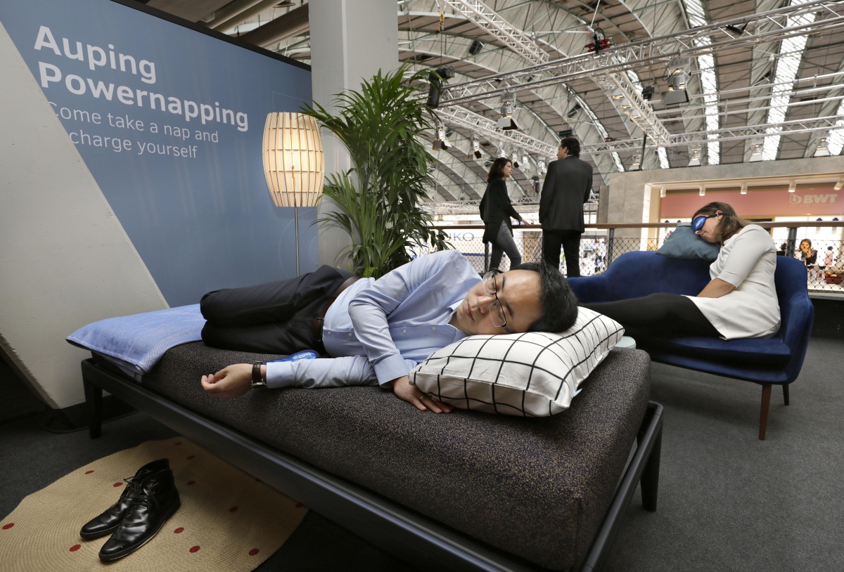 Duo targets fullyrecyclable mattresses • Recycling International