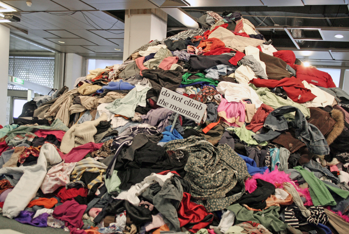 Textiles recyclers must ‘think outside the box’ • Recycling International