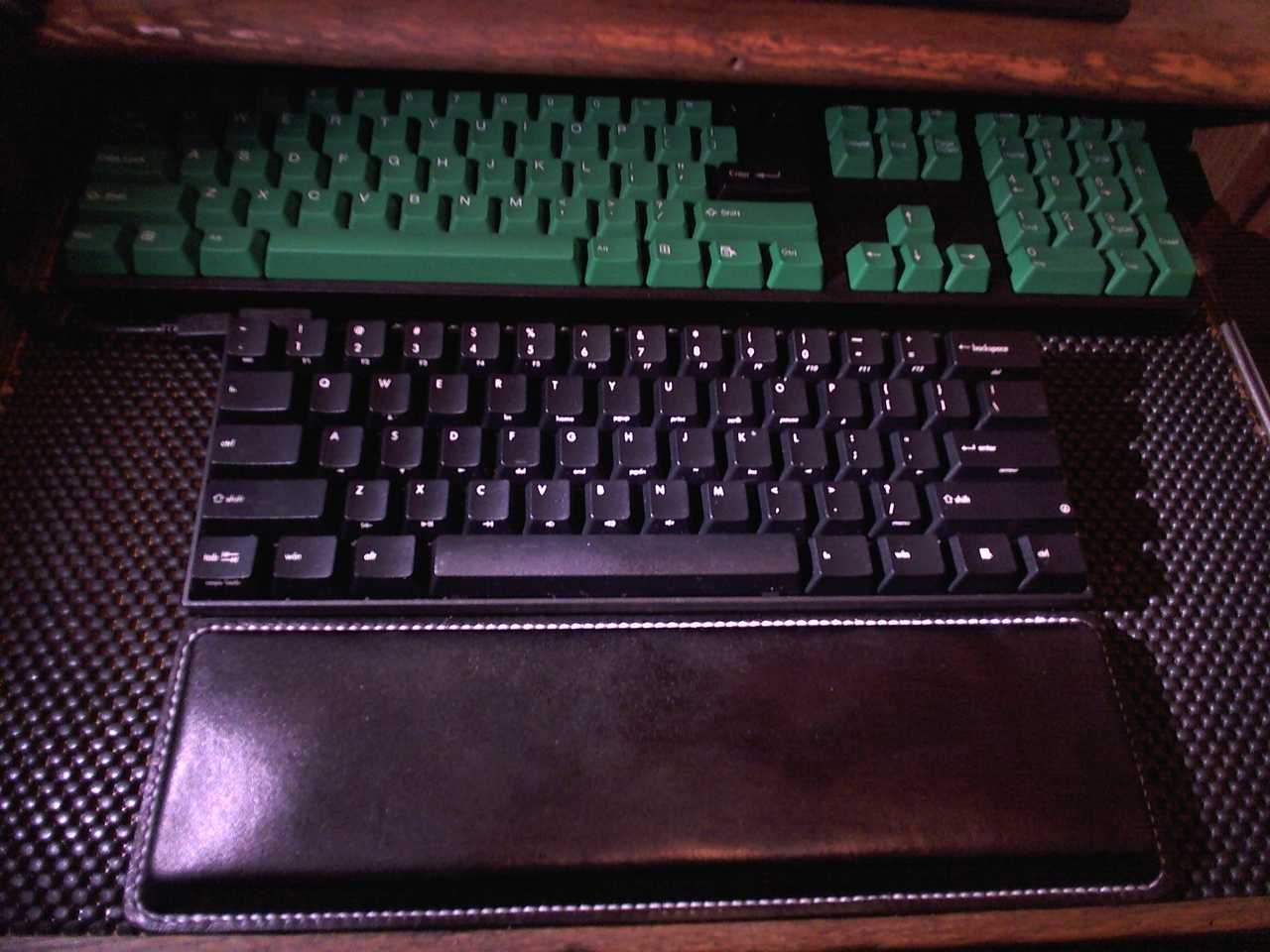 Most Silent Gaming or Mechanical Keyboard?