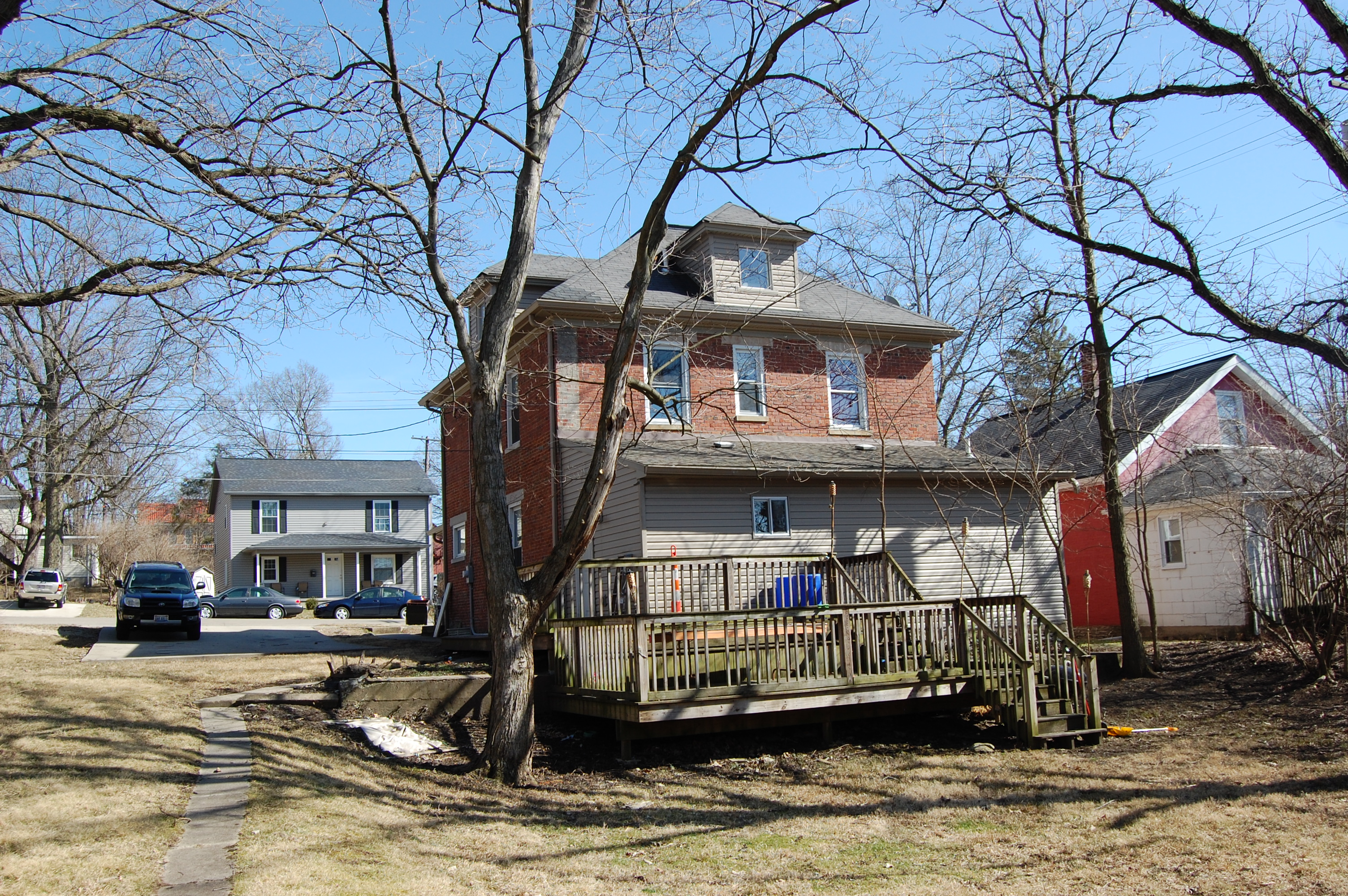 106 S. Elm Club House