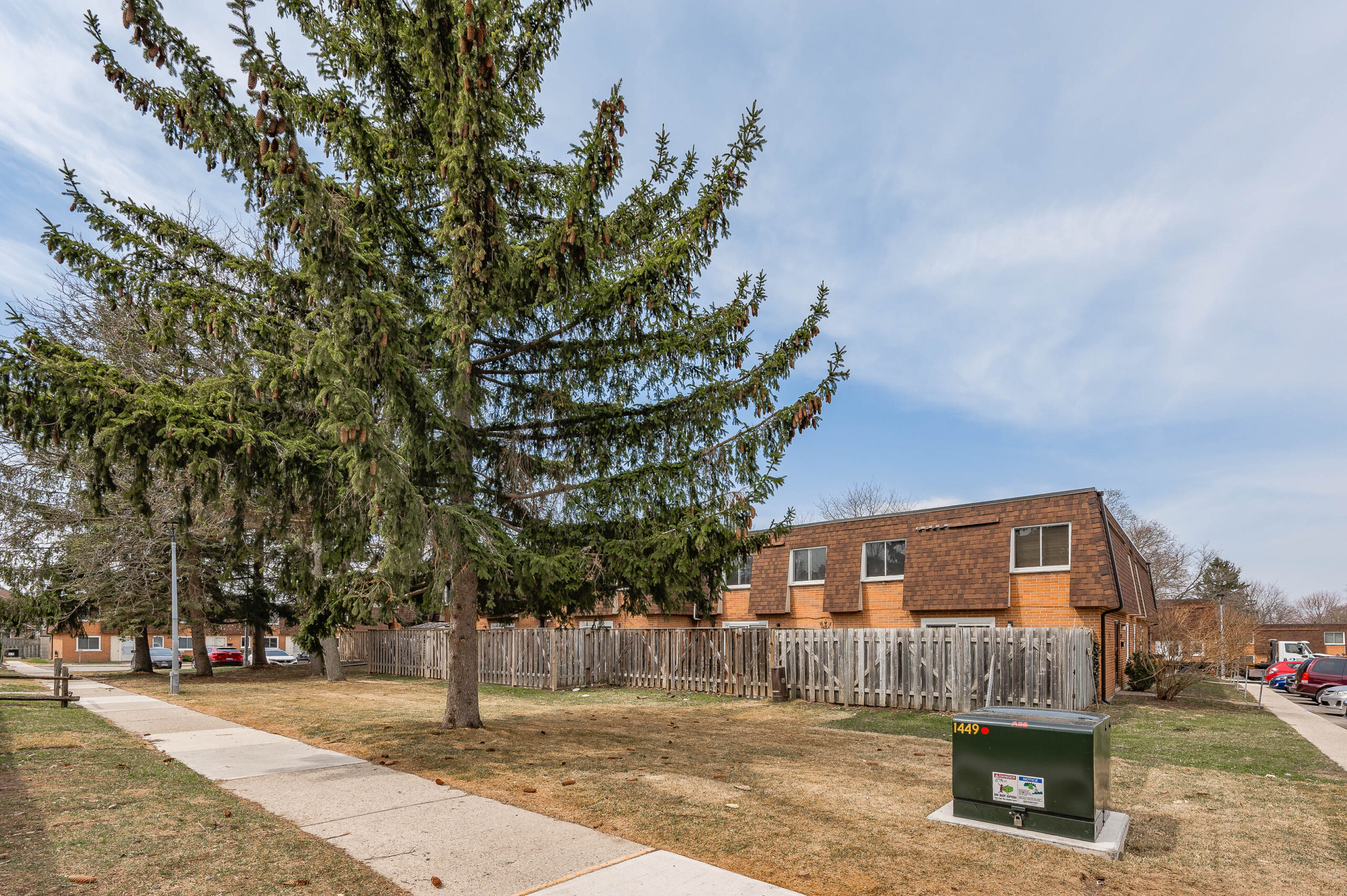024024 Red Brick Real Estate Brokerage