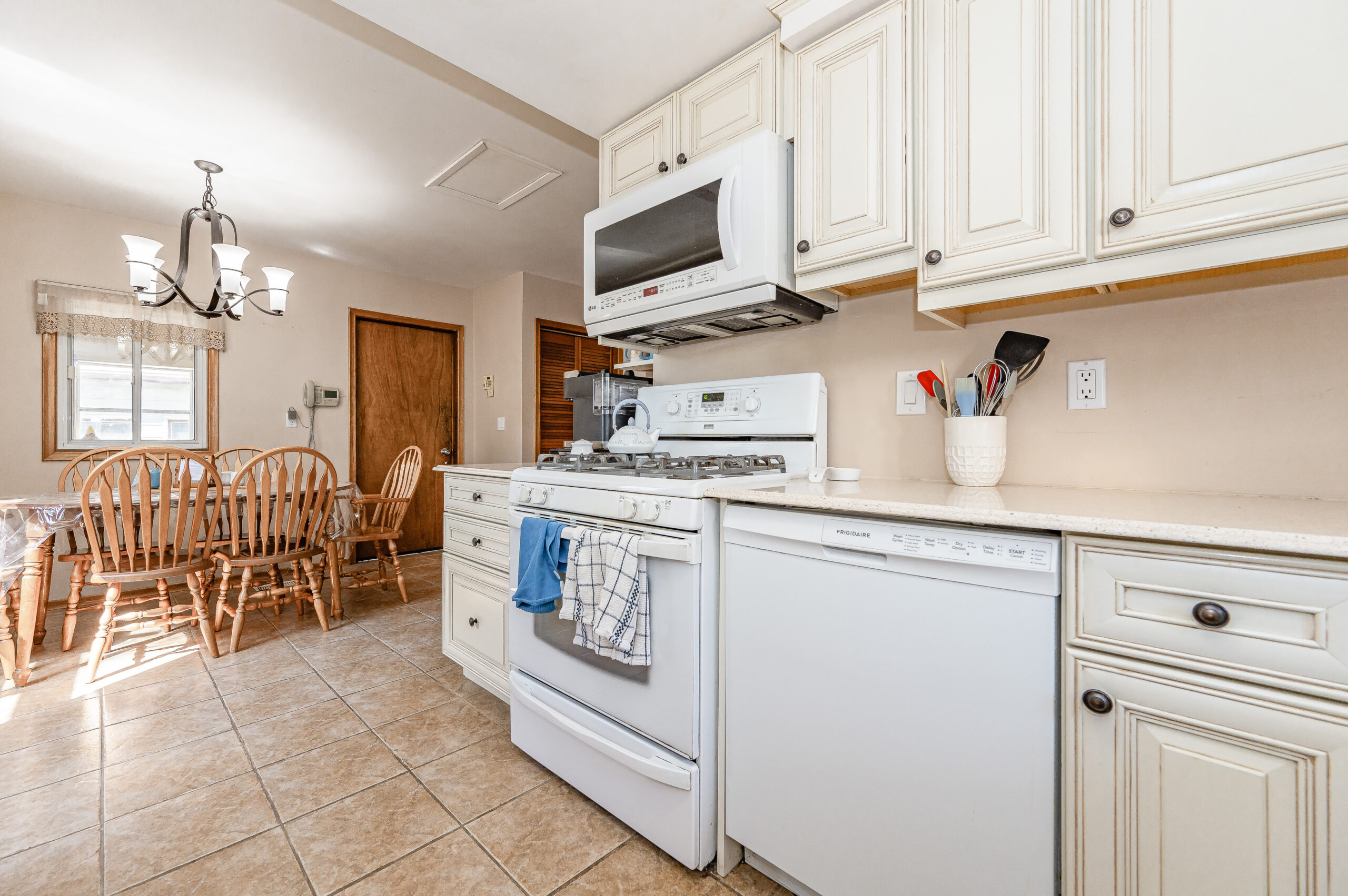 Image17 Red Brick Real Estate Brokerage