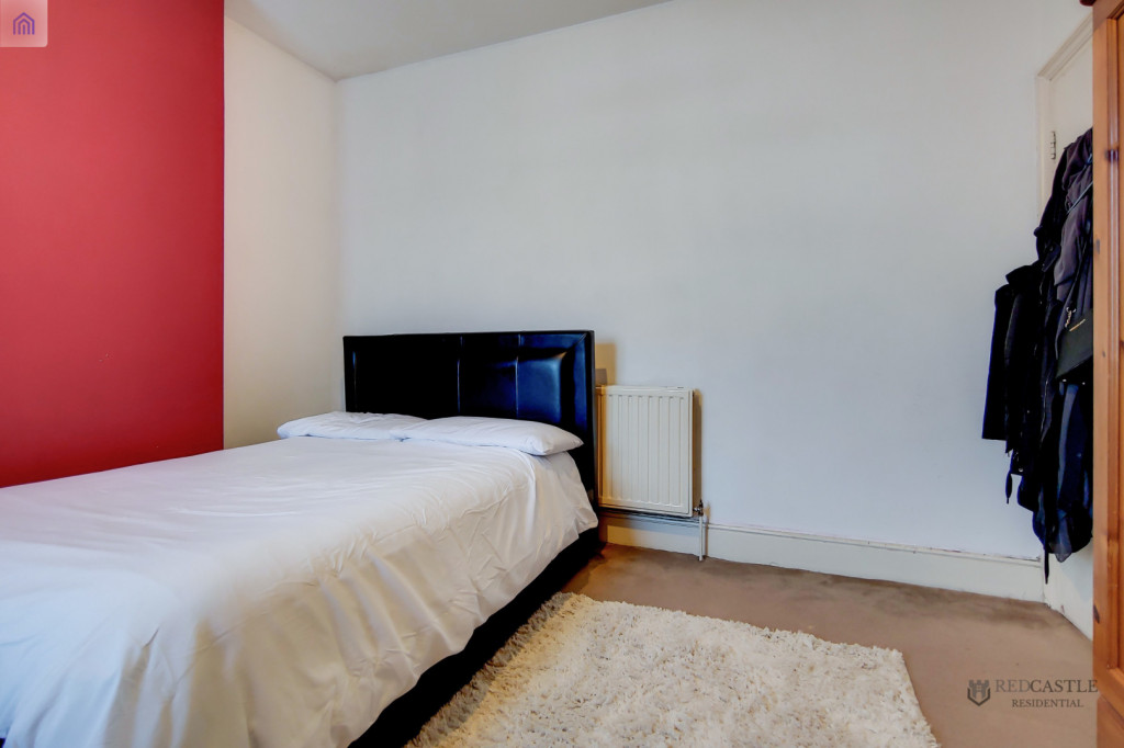 Wellesley Road, Ilford, IG1 Redcastle