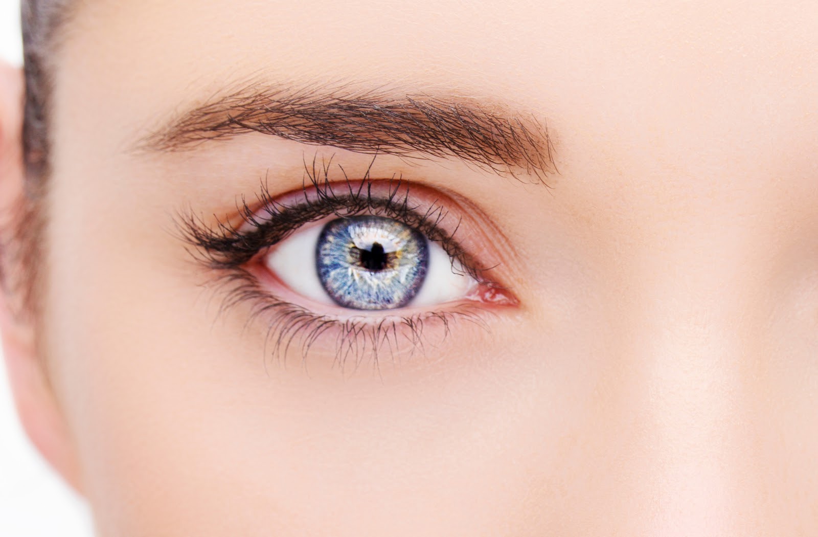 Are Coloured Contacts Safe? What to Know Before You Buy