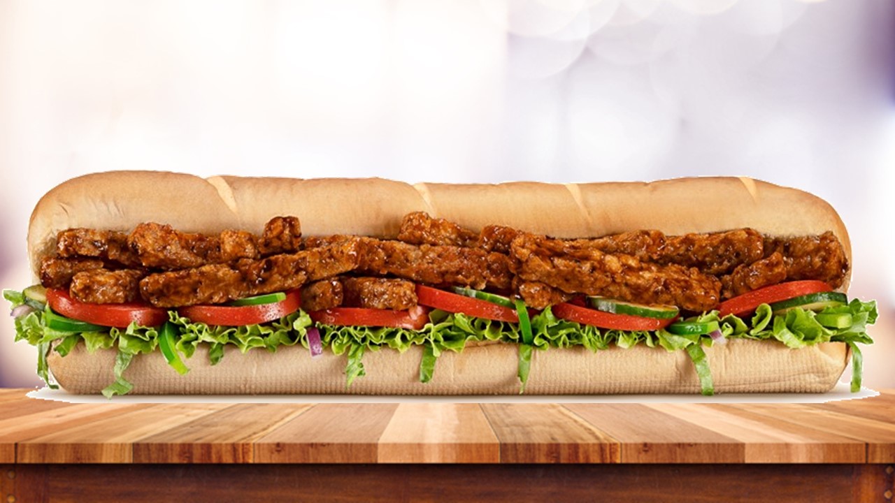 SUBWAY® amplia cardápio com aposta no mercado vegano e lança o Teriyaki