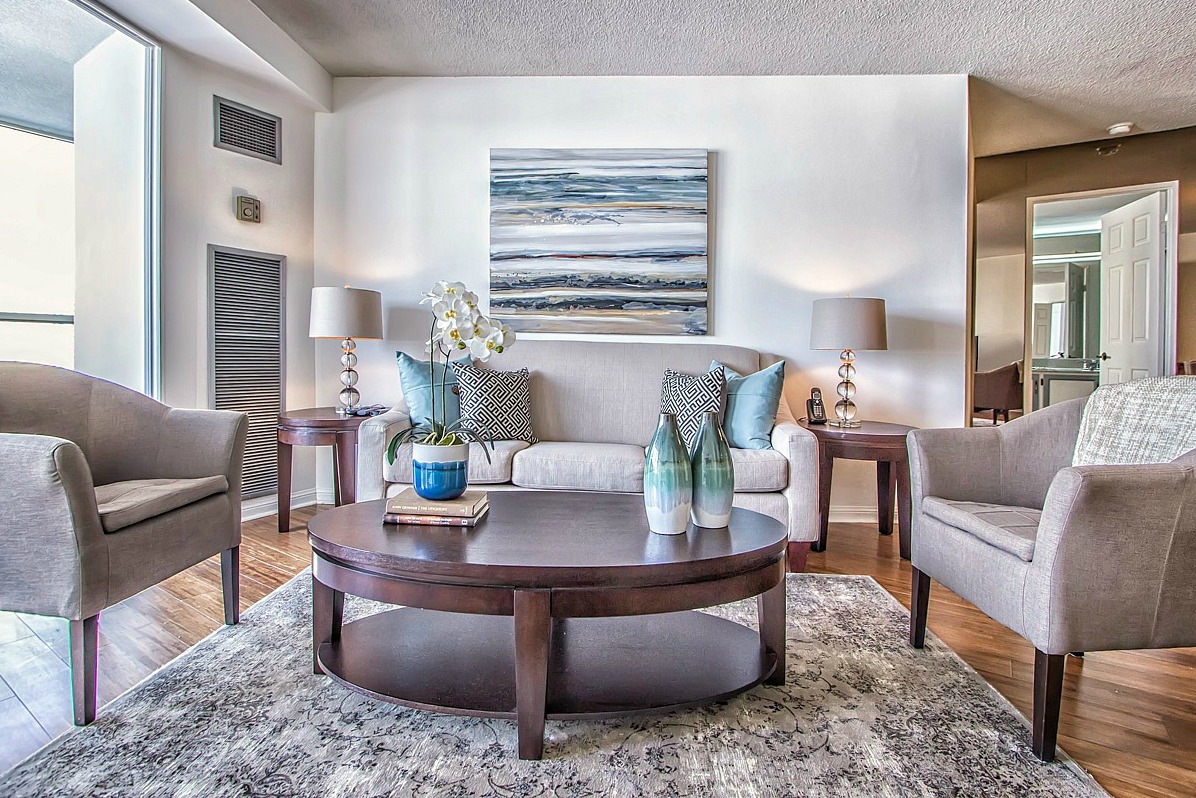 Condo Staging at Skyview on Yonge REDESIGN4MORE REDESIGN4MORE