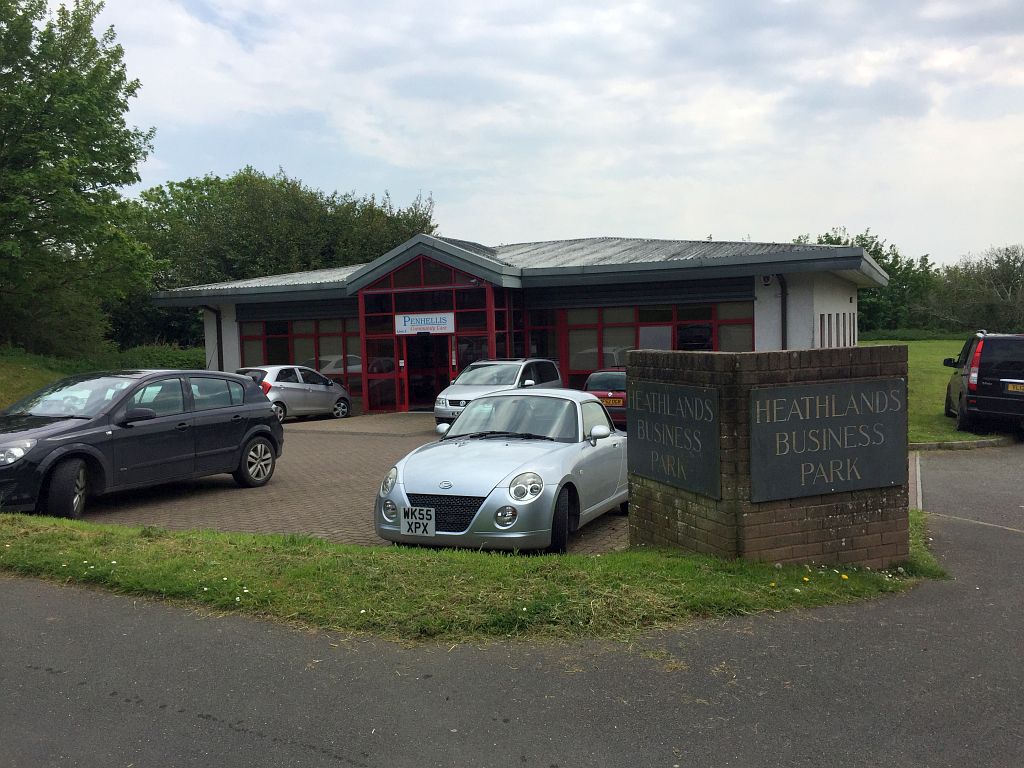 Unit 5, Heathlands Industrial Estate, Liskeard PL14 4DH