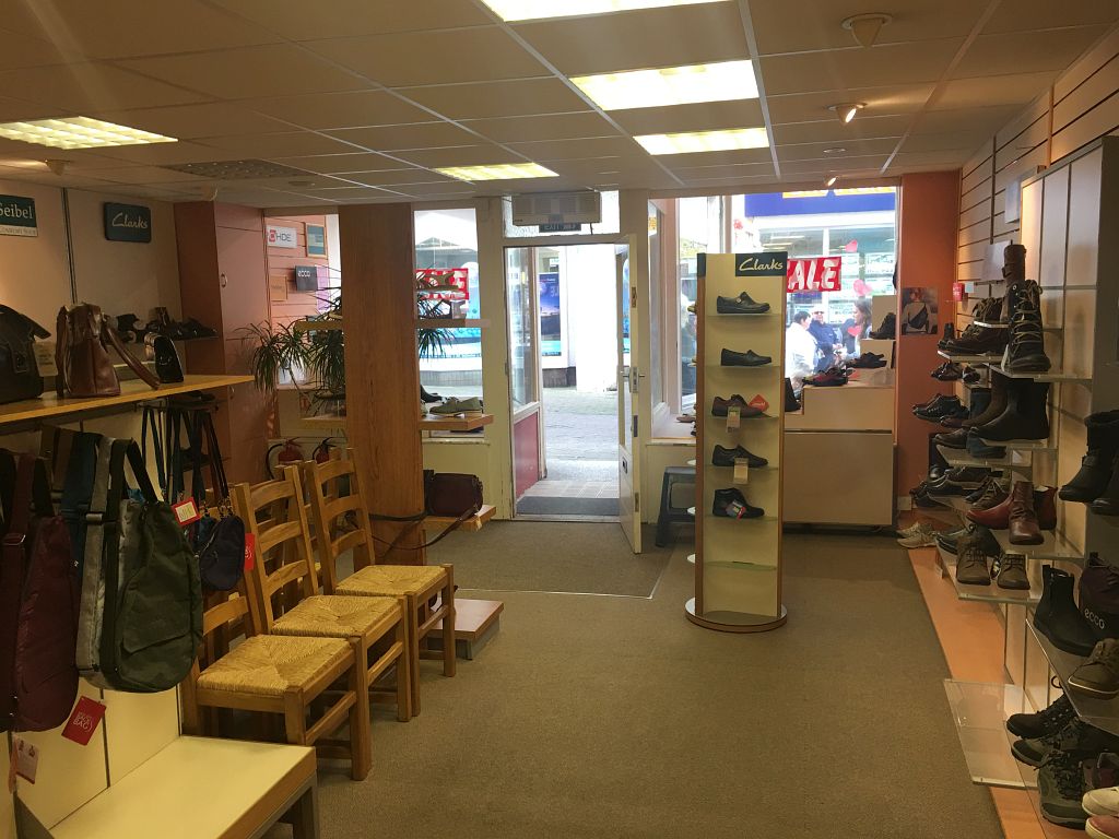 6/7 Causewayhead, Penzance, TR18 2SN