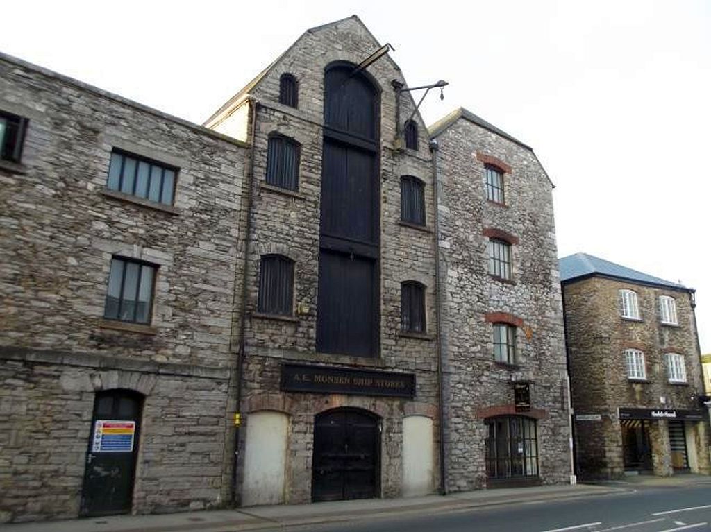 9 The Parade, The Barbican, Plymouth PL1 2JL