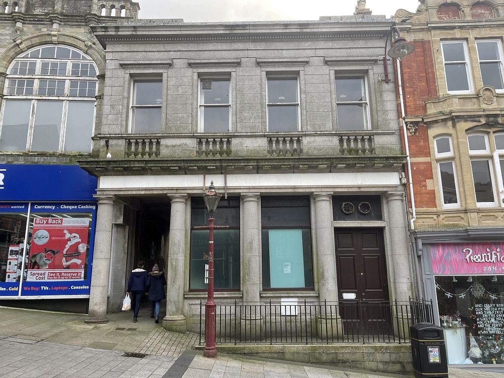 81 Fore Street, Redruth TR15 2BW