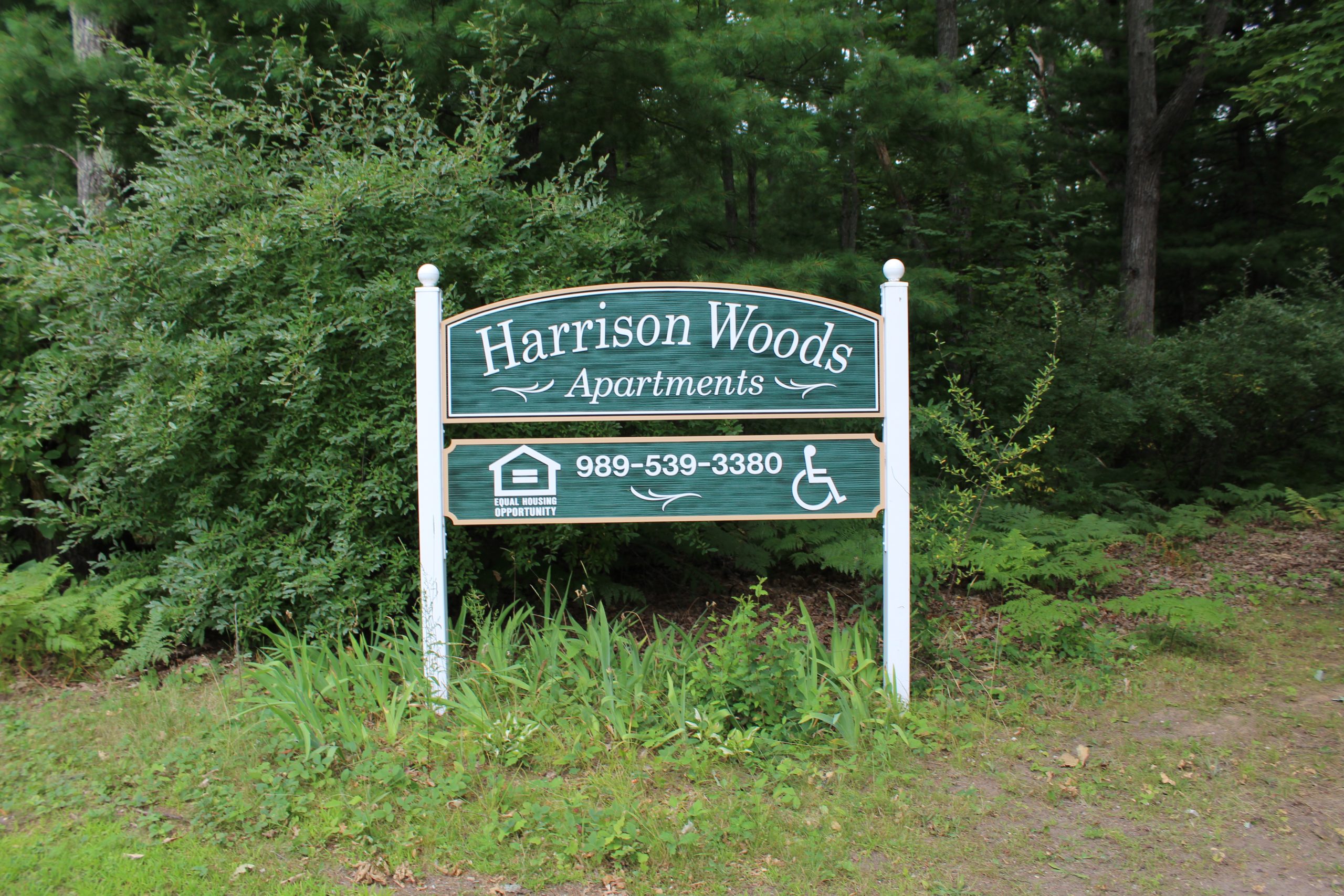 Harrison Woods Apartments Red Oak Management Co., Inc.