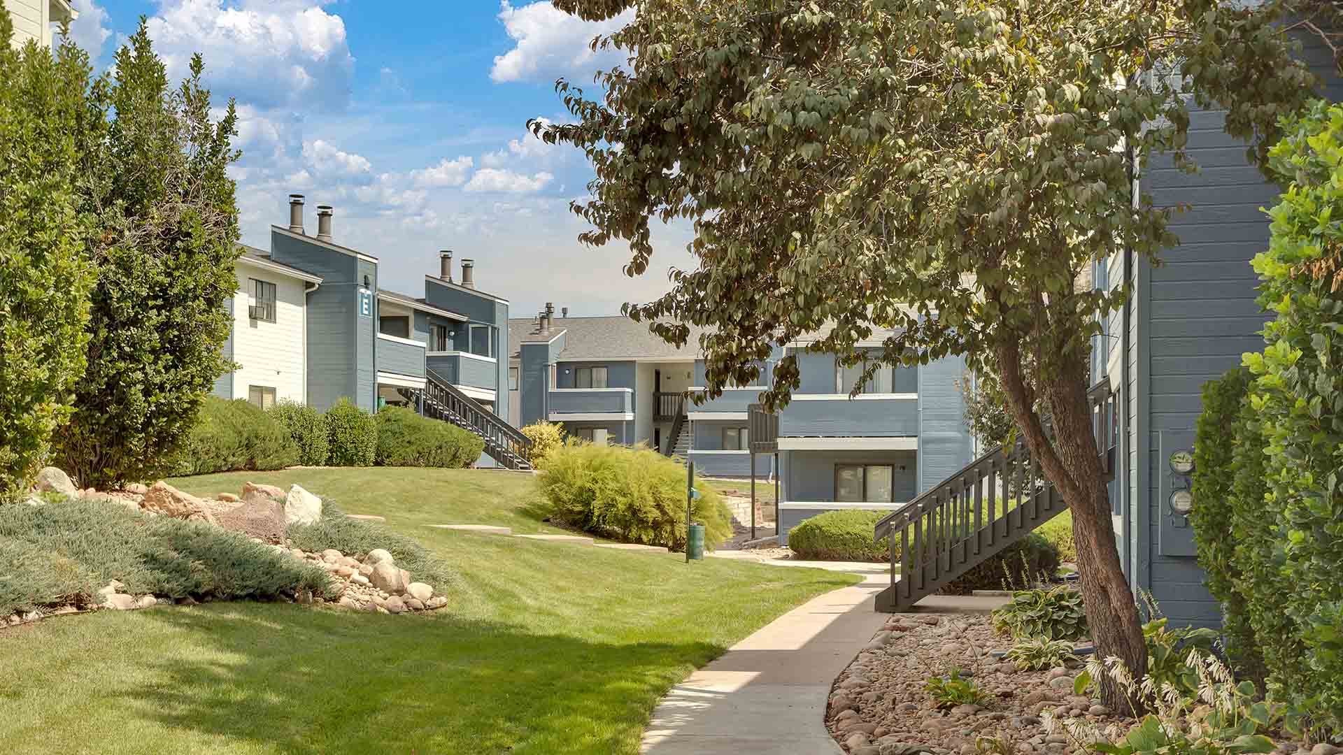 Apartments in Thornton Denver Hadley Neighborhood