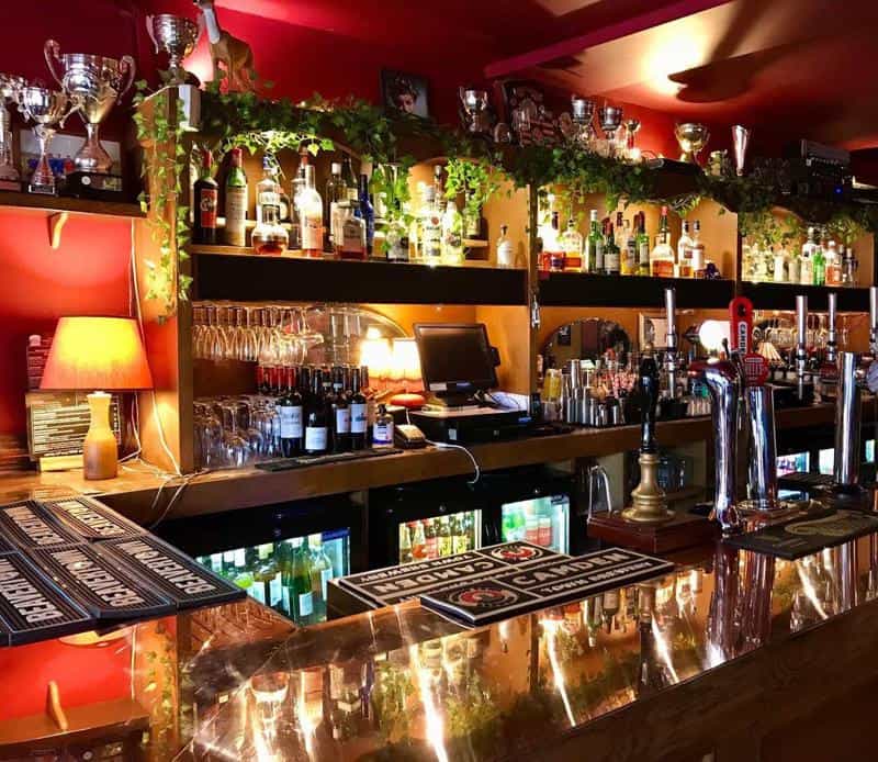 7 Best Pubs in Dalston, London (2023 Update)