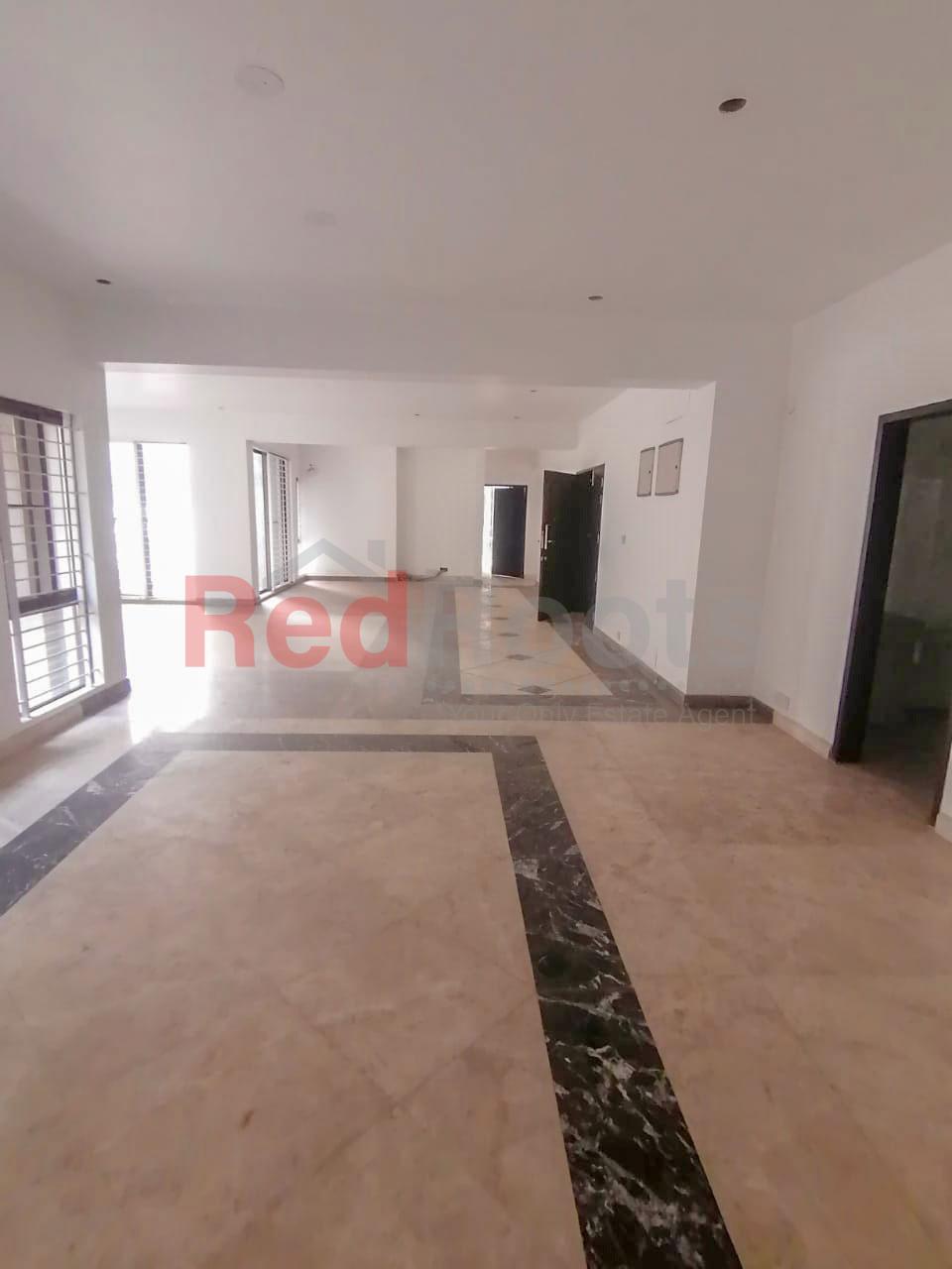 3000 sq ft.furnished apartment for rent in Baridhara Diplomatic Zone