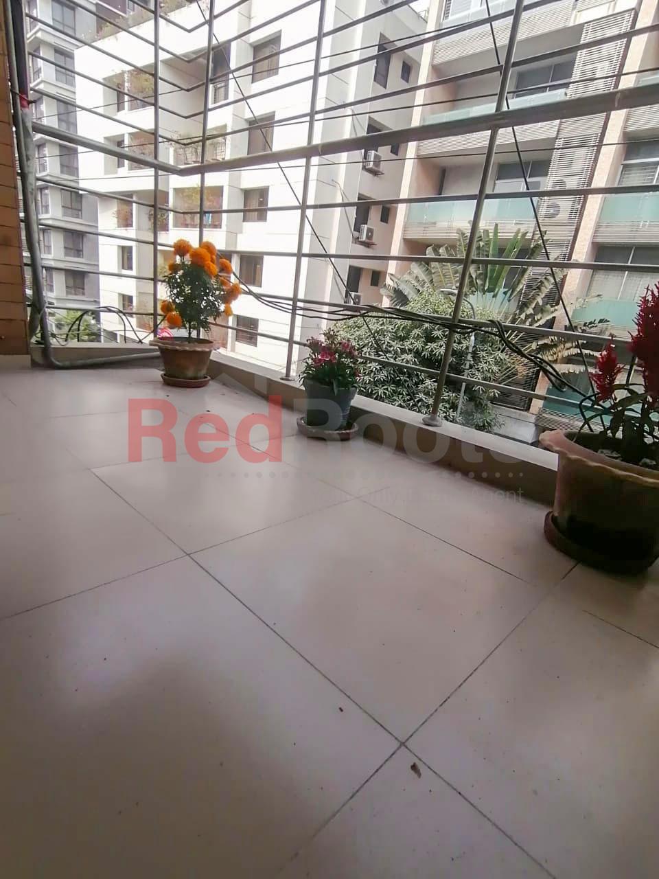A Well Furnished Flat Of 3000 Sq. Ft. In Baridhara Diplomatic Zone Is