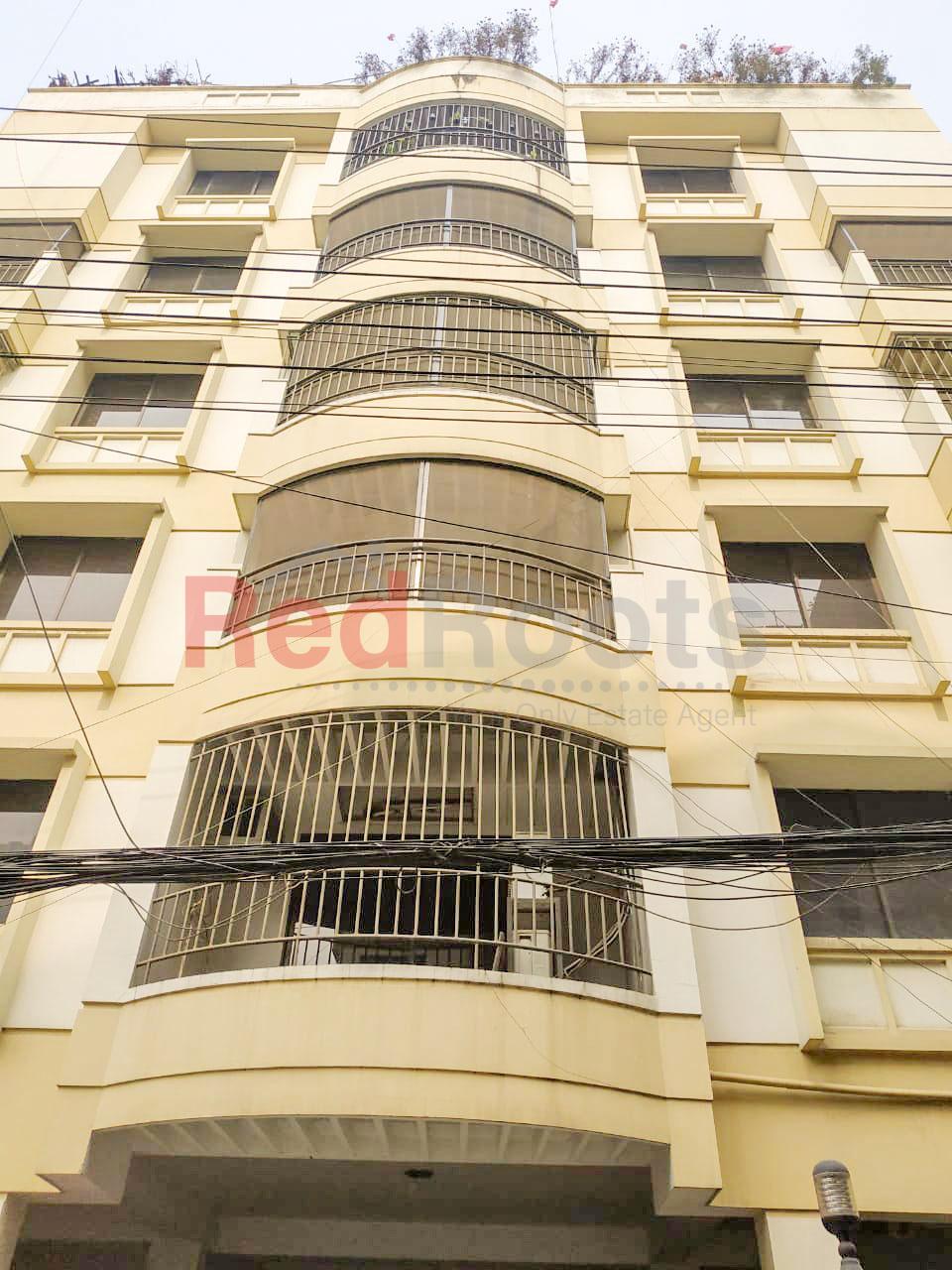 Rent this 2200 sq ft. Semifurnished apartment in Baridhara Diplomatic
