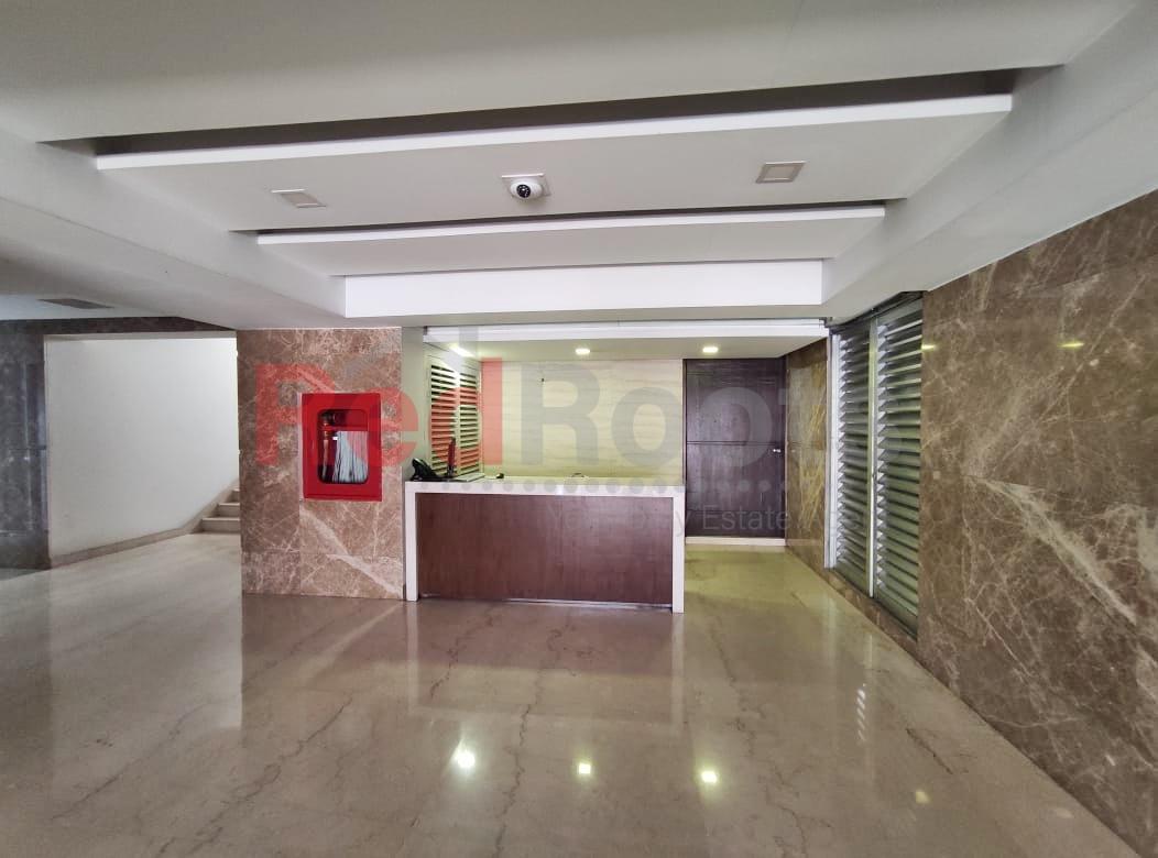 A SEMIFURNISHED 3200 SQ FT APARTMENT FOR RENT IN BARIDHARA DIPLOMATIC