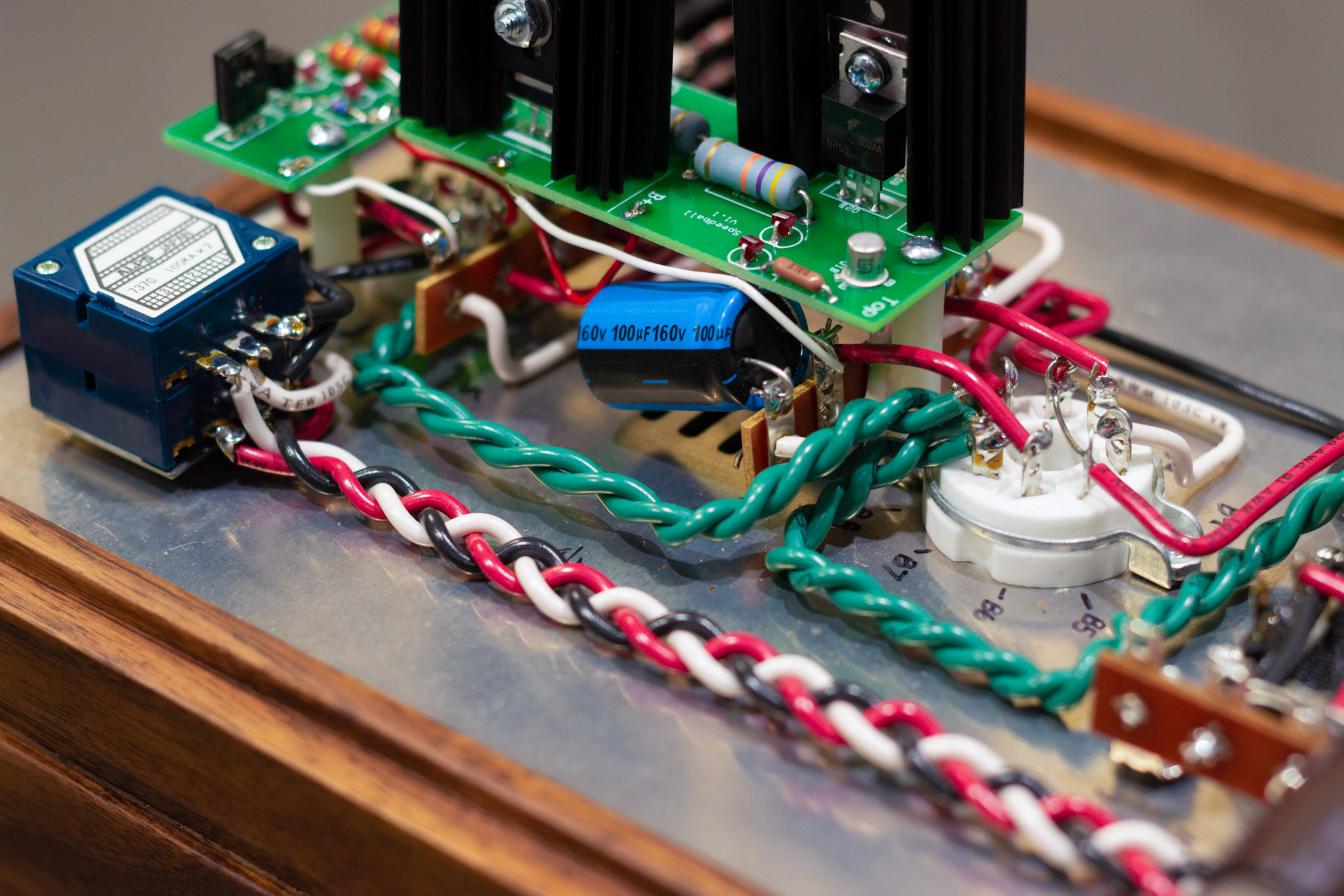 Building the Bottlehead Crack Headphone Amplifier (Review & Impressions)